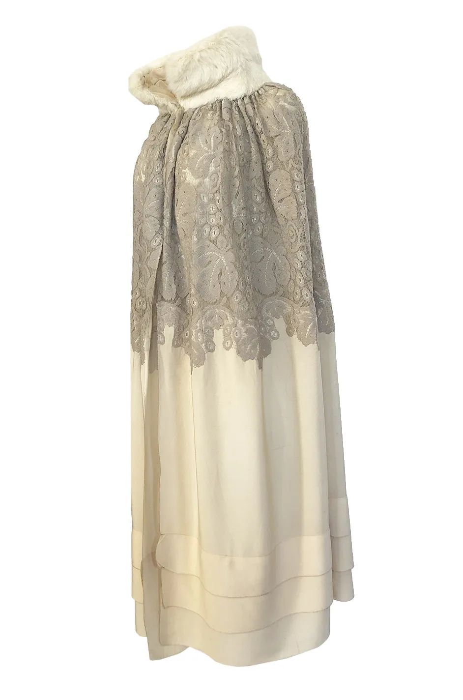 1920s Vogue Company Netted Chenille Lace on Ivory Silk Flapper Cape