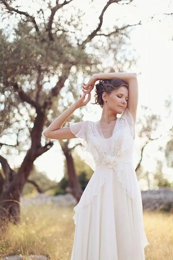 A line V-neckline Chiffon Outdoor Wedding Dress