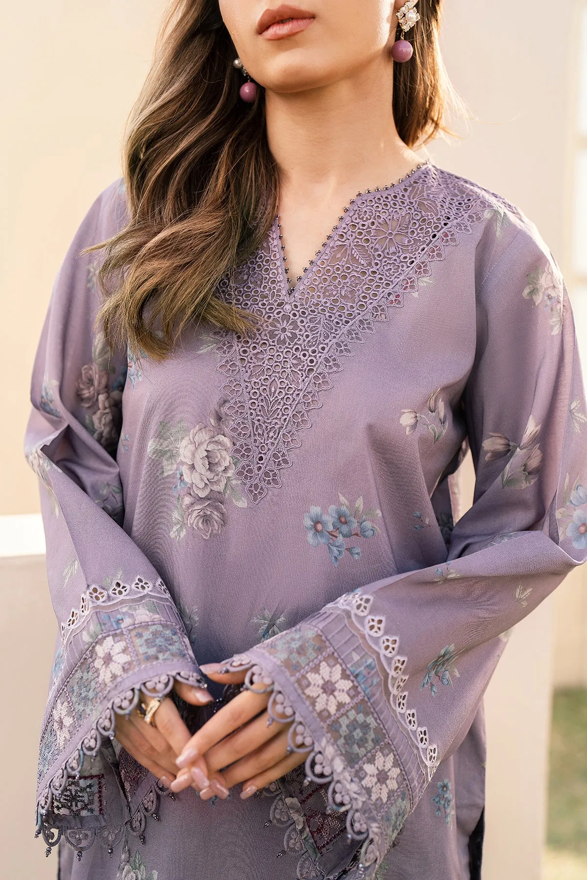 EMBROIDERED PRINTED LAWN UF-600