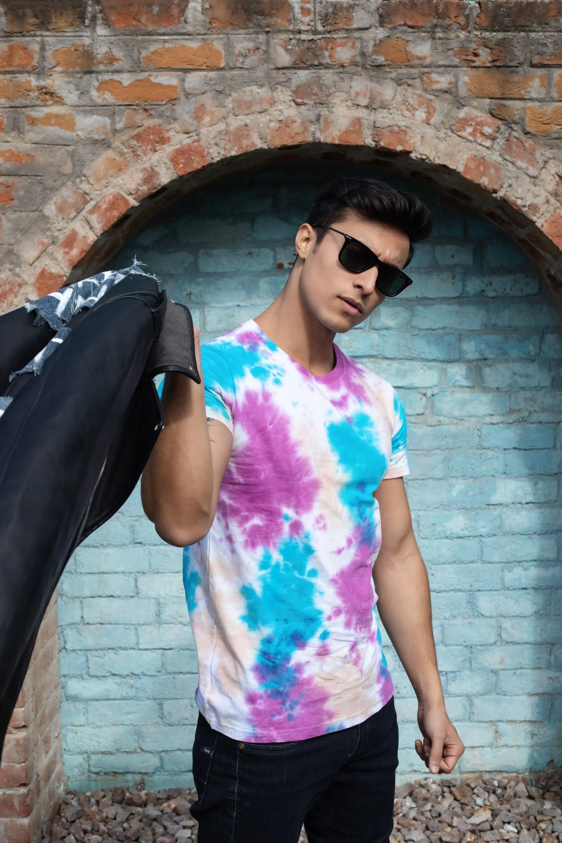 Firangi Yarn Handmade Cotton Tie-Dye Ombre T-shirt