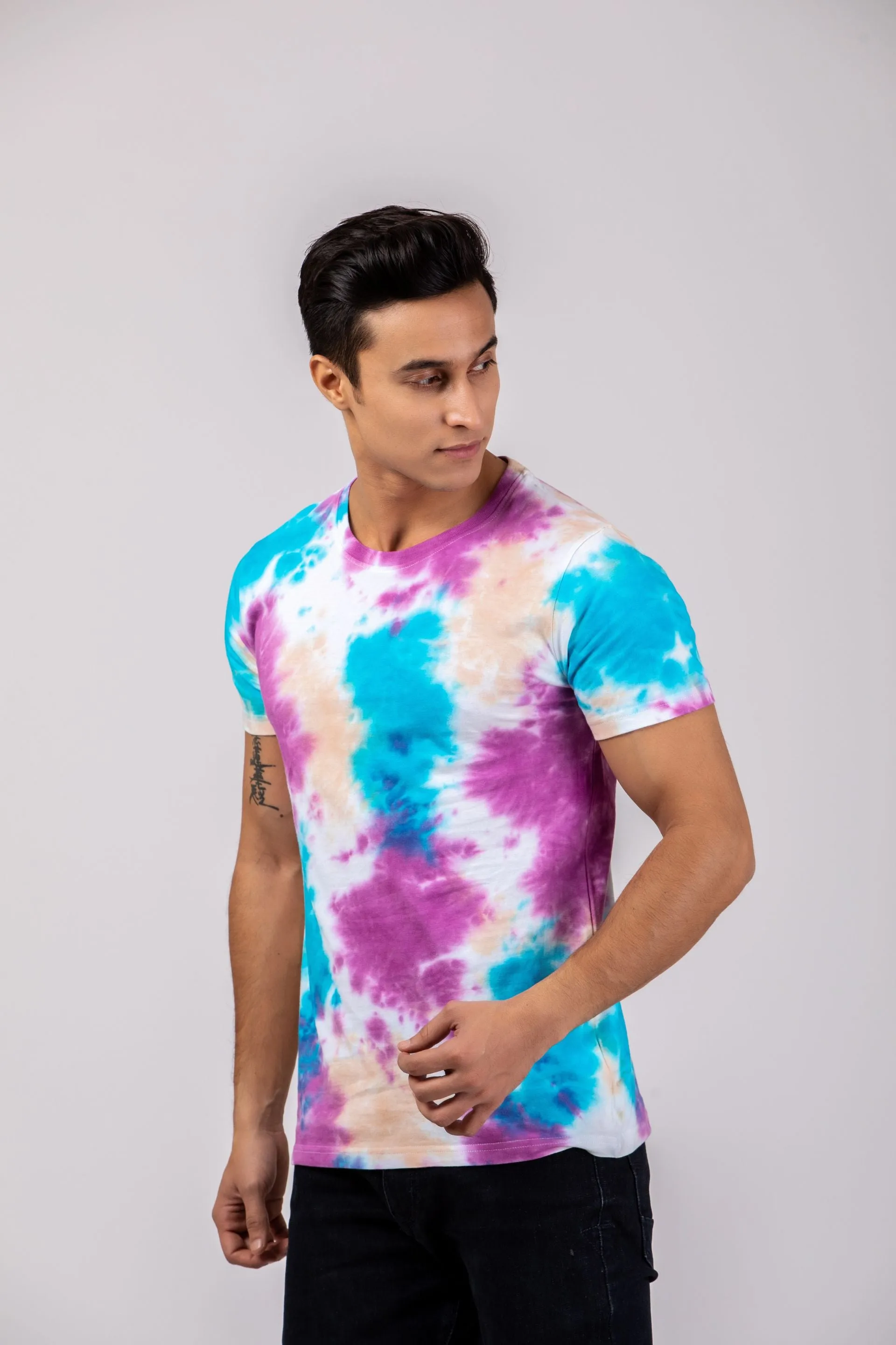 Firangi Yarn Handmade Cotton Tie-Dye Ombre T-shirt