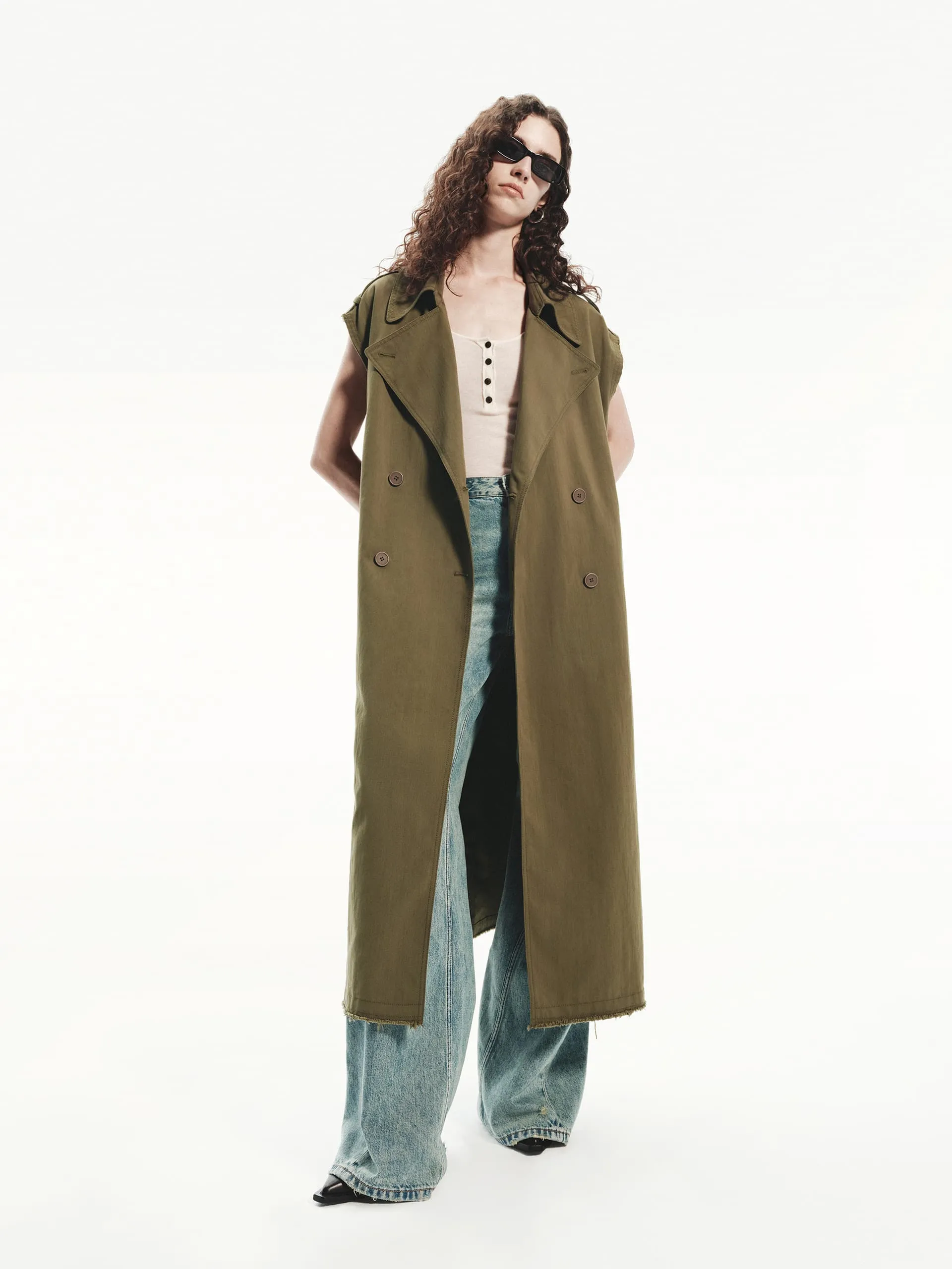 Long Sleeveless Coat