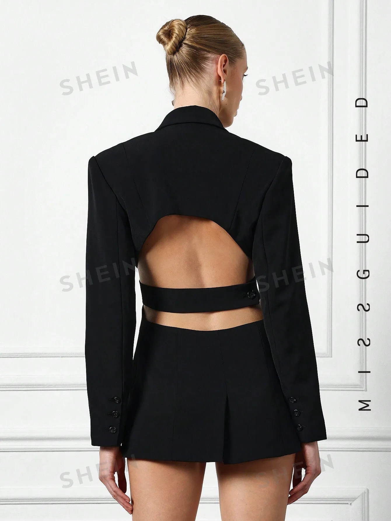 MISSGUIDED Cut Out Back Jacket