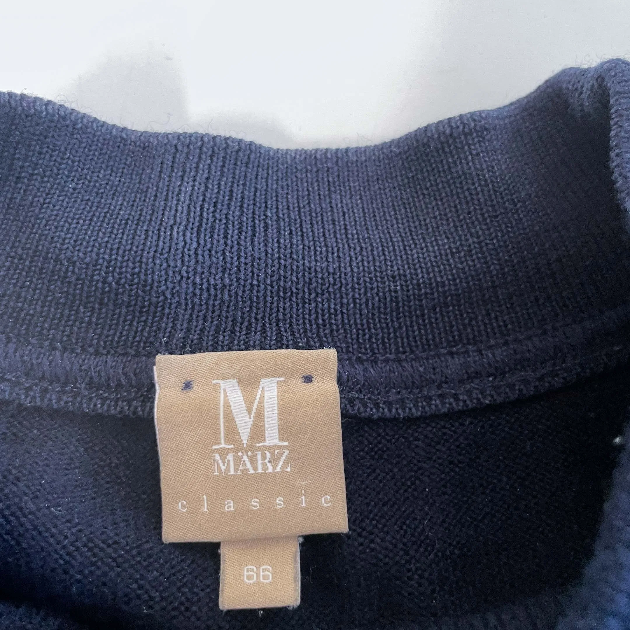 Vintage men Marz classic navy blue Mock neck sweatshirt in XXL|L32 W29|SKU 6434