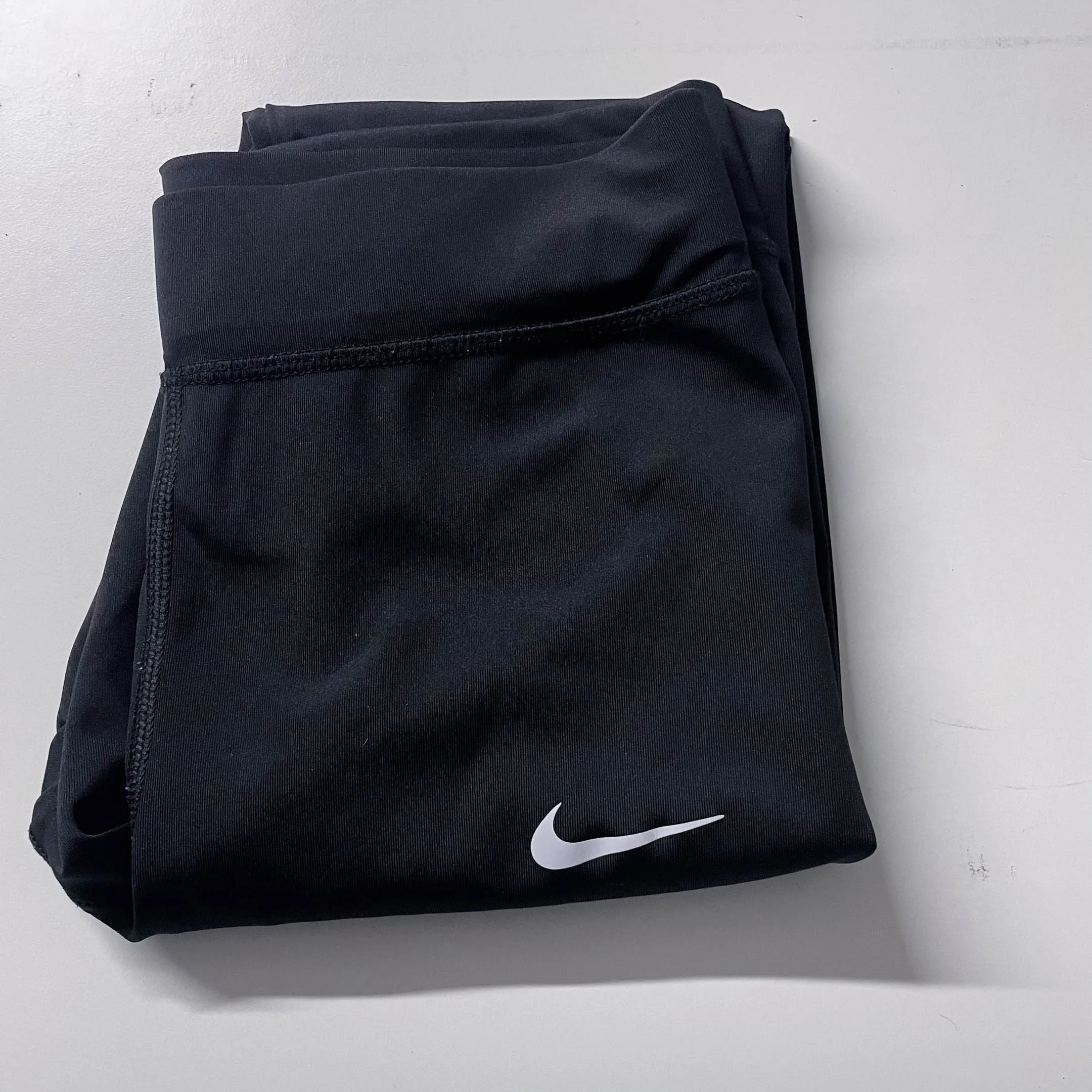 Vintage Nike black sport capri pant XL